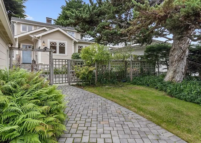 3988 Cannery Cottage Home